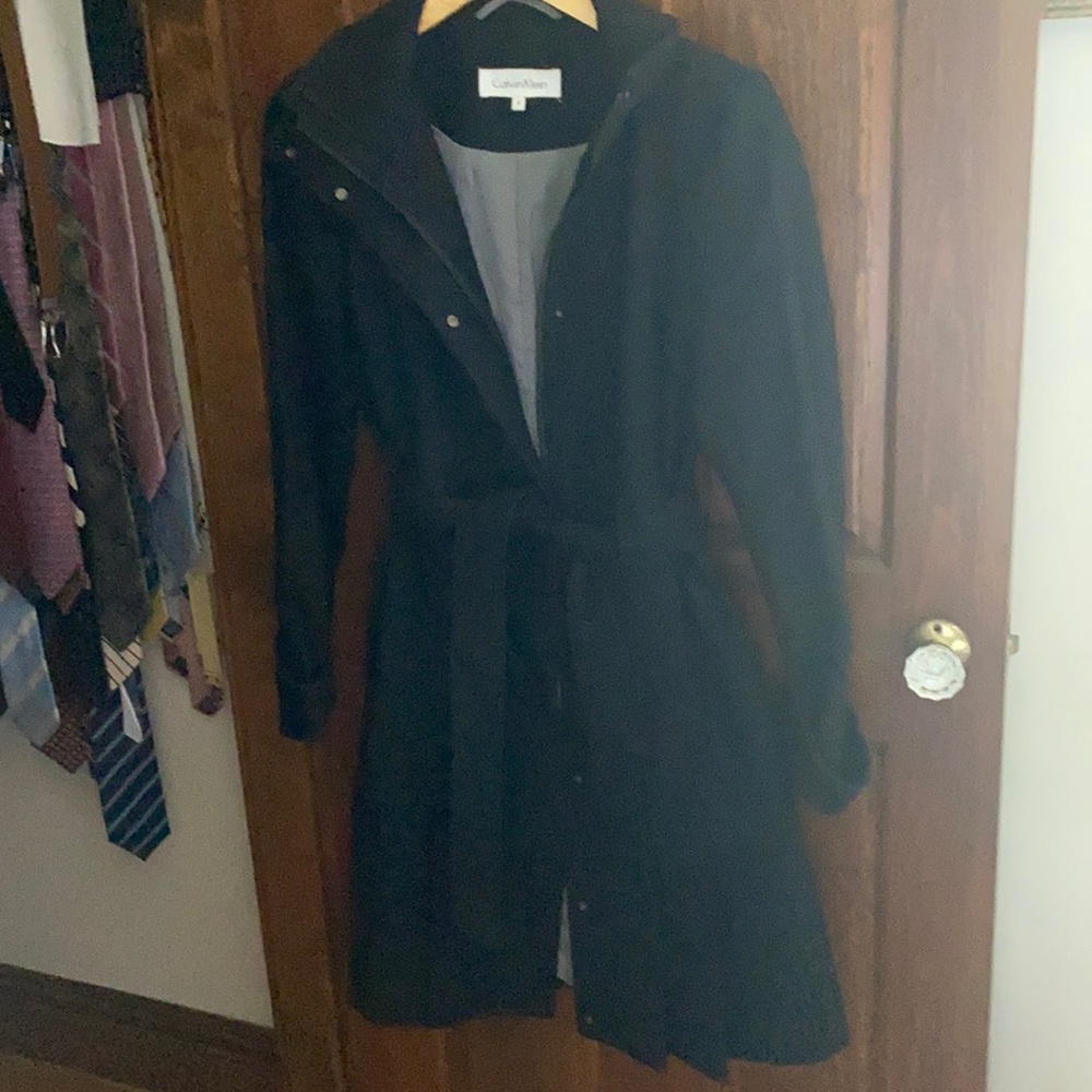 Beautiful CALVIN KLIEN wool blend black dress coat- 6